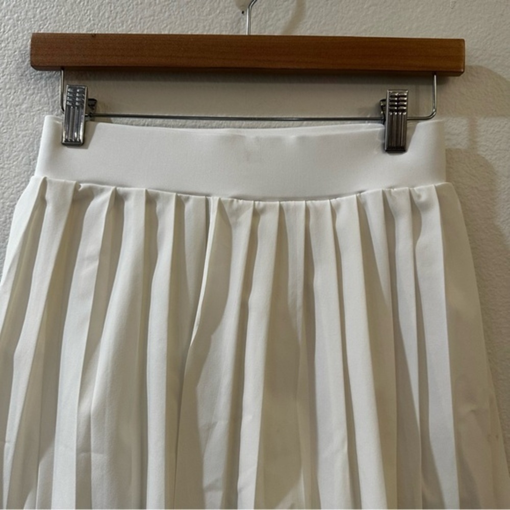 Varley Melody White Pleated Skort Tennis Skirt Size XS - Picture 7 of 13